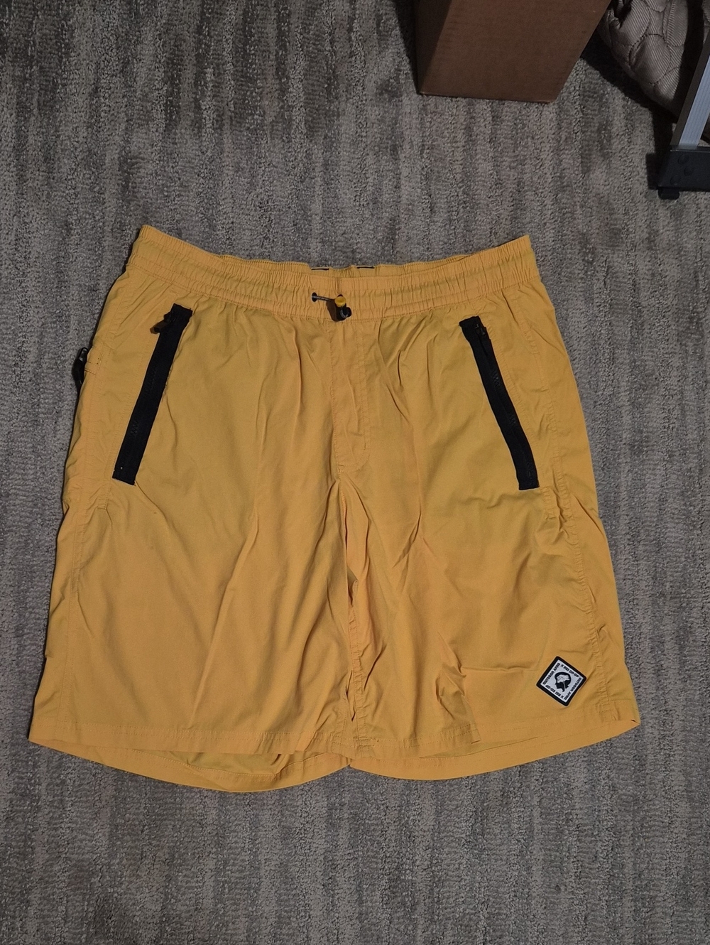 Men's REI Yellow Elastic-Waist Casual Shorts